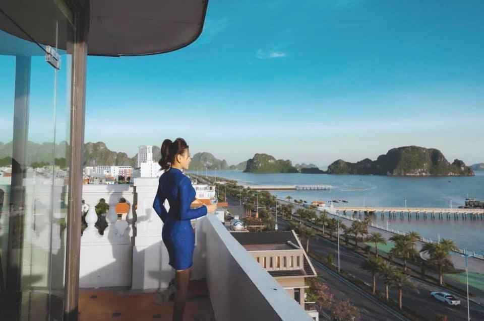 Golden Sea Halong Hotel Ha Long Esterno foto