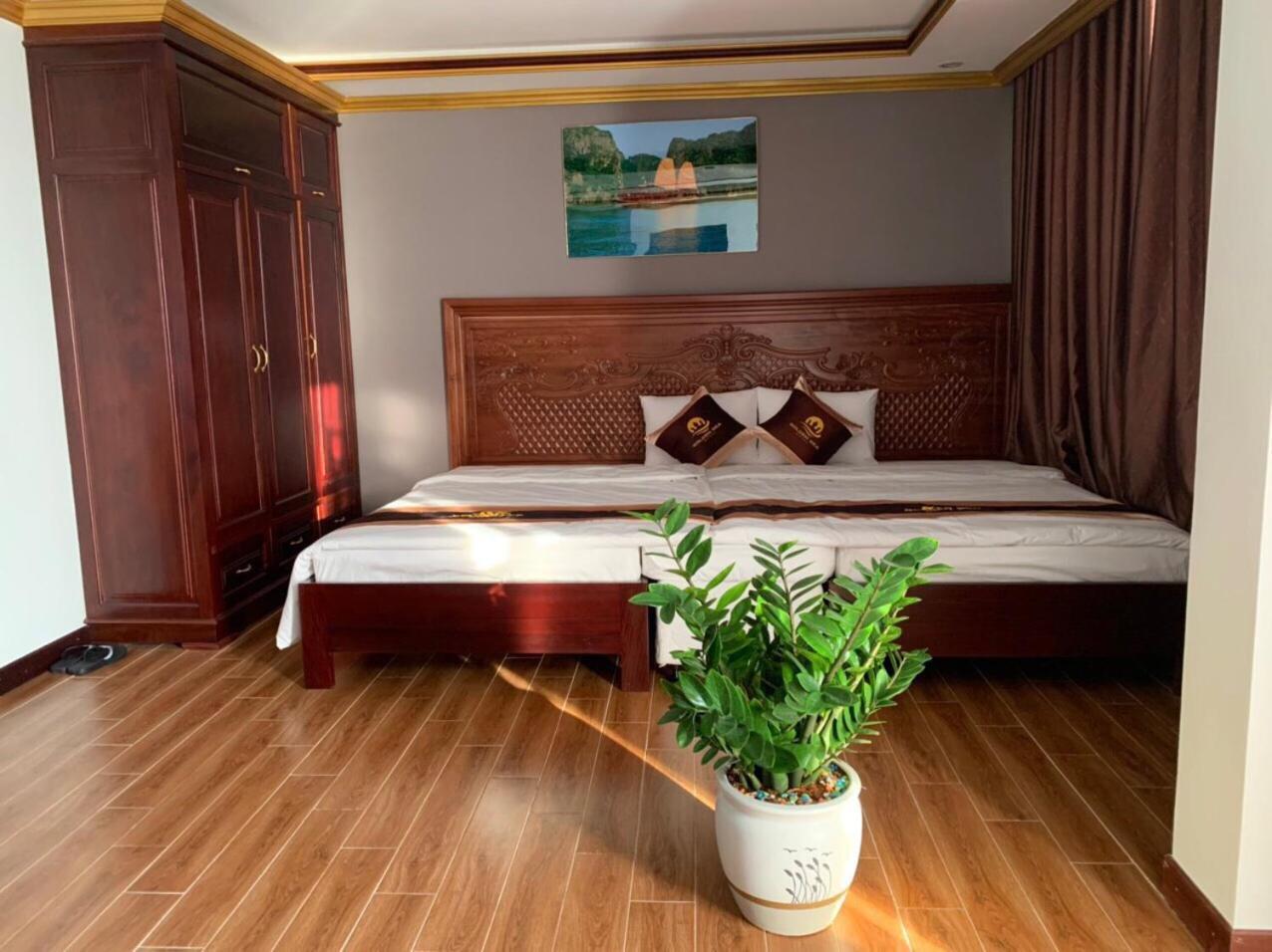 Golden Sea Halong Hotel Ha Long Esterno foto